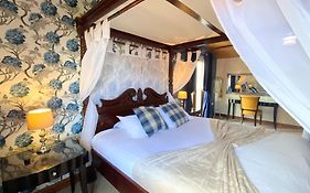 Lomond 5 With Private Hot Tub - Fife - Loch Leven - Lomond Hills - Pet Friendly